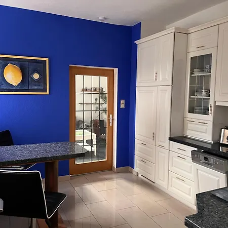Paul Eg Apartment *